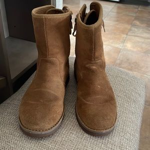Koolaburra by UGG boots
